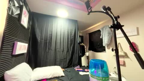 nymphomaticbaby online show from 01.11.26