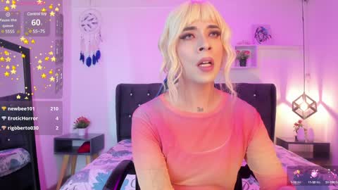 Snapshot of nyx__blackwood chatting on 01.12.25 nyx__blackwood online show from 01.12.25