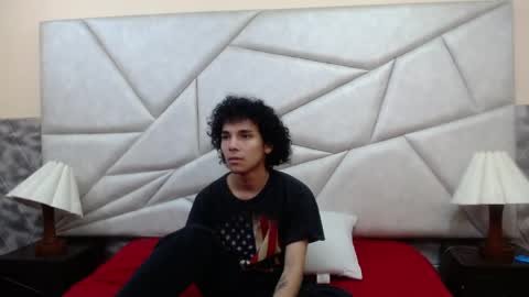 nyx_and_arian online show from 04.17.26