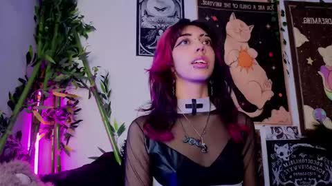 Snapshot of nyx_nayla chatting on 04.16.26 online show from 04.16.26