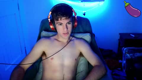 Snapshot of nzcitizen chatting on 01.11.26 NZ Citizen online show from 01.11.26