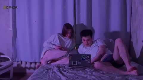 Snapshot of oakpatch chatting on 04.13.26 miki online show from 04.13.26