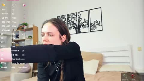 Elis online show from 04.12.26