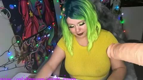 occvlt qveen online show from 12.29.24