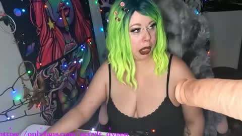 occvlt qveen online show from 12.30.24