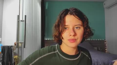 Evie online show from 12.27.24