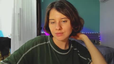 Evie online show from 01.01.25