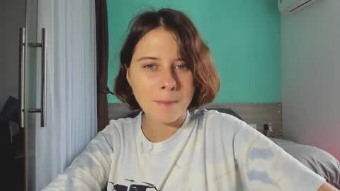 Evie online show from 01.11.25