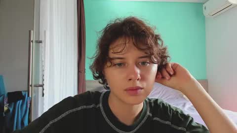 Evie online show from 01.23.25