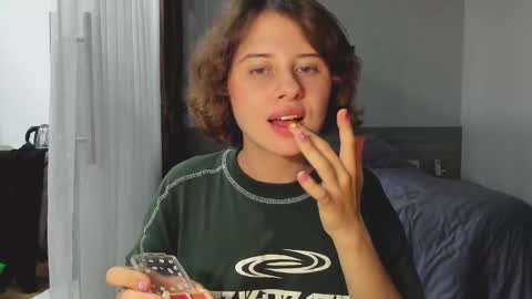 Evie online show from 03.08.25