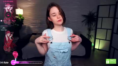 Snapshot of odellabowman chatting on 02.19.25 Night Odella Bowman Julia online show from 02.19.25