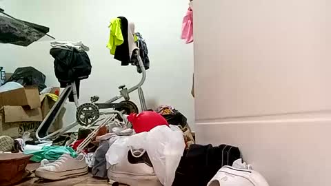 Val online show from 02.18.25