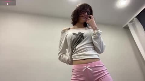 Snapshot of odettehatt chatting on 02.18.26 Thea online show from 02.18.26