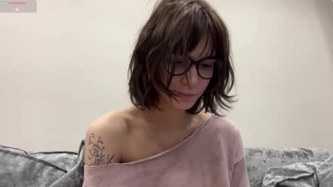 Snapshot of odettehatt chatting on 02.23.26 Thea online show from 02.23.26