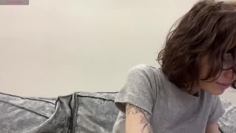 Snapshot of odettehatt chatting on 03.01.26 Thea online show from 03.01.26