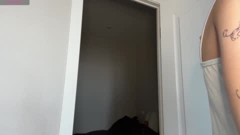 Snapshot of odettehatt chatting on 03.15.26 Thea online show from 03.15.26