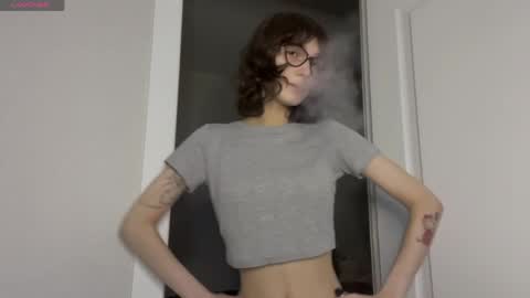 Snapshot of odettehatt chatting on 04.03.26 Thea online show from 04.03.26