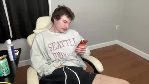 Snapshot of officialtommycash chatting on 01.11.26 Tommy Cash online show from 01.11.26