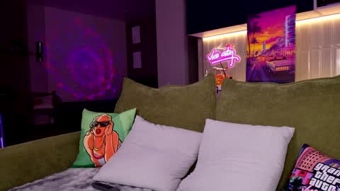 Monica online show from 04.10.26