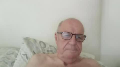 Snapshot of oggi95 chatting on 06.28.26 oggi95 online show from 06.28.26