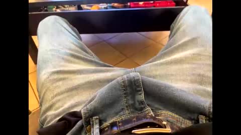 Snapshot of oggs48 chatting on 10.14.25 oggs48 online show from 10.14.25