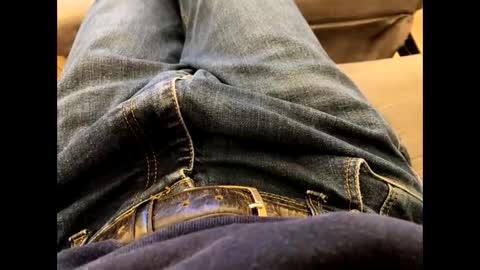 Snapshot of oggs48 chatting on 11.02.25 oggs48 online show from 11.02.25