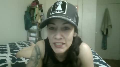 Lit en Cama online show from 12.31.24