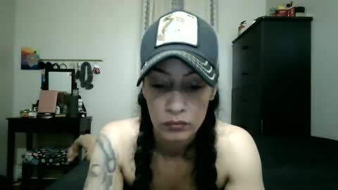 Lit en Cama online show from 10.29.25