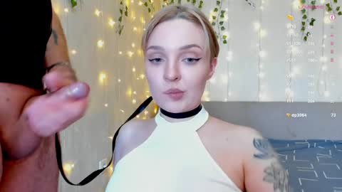 Emma  Alex online show from 04.10.26