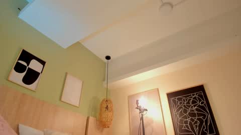 Holly online show from 04.01.26