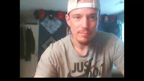 who dares  toss me some  tips lets have fun online show from 03.03.25