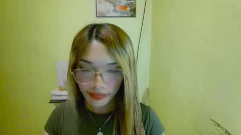 ohmyalessandraxcx online show from 12.21.25