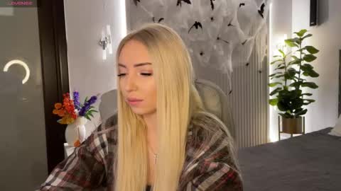 Emma online show from 10.27.25