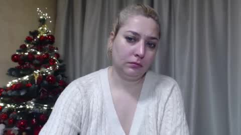 Snapshot of ohsweetiren chatting on 01.06.26 Iren online show from 01.06.26