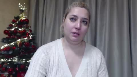 Snapshot of ohsweetiren chatting on 01.08.26 Iren online show from 01.08.26