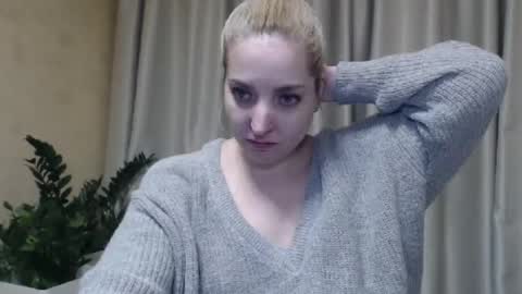 Mari online show from 03.01.25