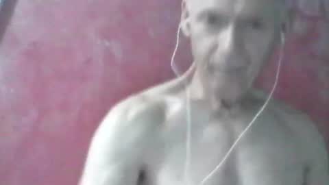 Snapshot of oldbuthorny62 chatting on 04.12.26 oldbuthorny62 online show from 04.12.26