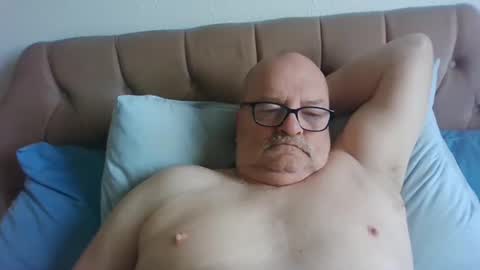 oldfkr69 online show from 03.12.25