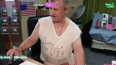 Snapshot of oldnewfun chatting on 07.08.26 oldnewfun online show from 07.08.26