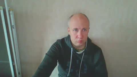 Snapshot of oleg365 chatting on 01.02.25 figaro online show from 01.02.25