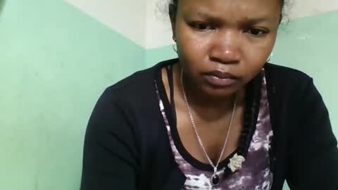 Snapshot of olgaaldy chatting on 10.21.25 olgaaldy online show from 10.21.25