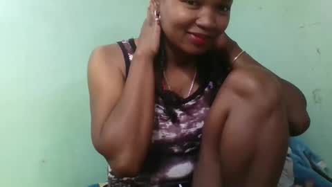 Snapshot of olgaaldy chatting on 12.20.25 olgaaldy online show from 12.20.25