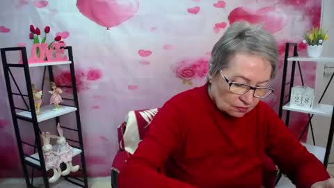 Snapshot of olgaluck chatting on 04.28.26 OlgaLuck online show from 04.28.26