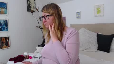 Olga Pavlova online show from 02.03.26