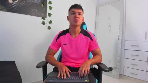 Oliver bray online show from 02.24.25