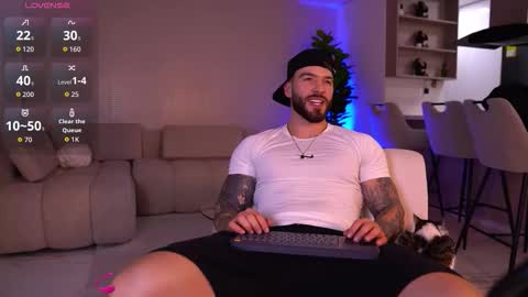 oliver_colt__ online show from 10.22.25