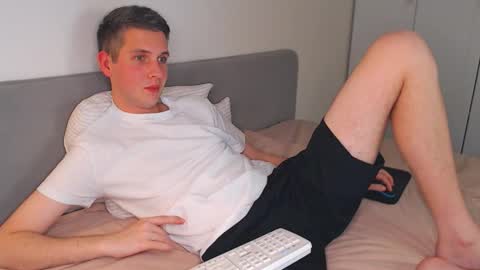 Oliver online show from 10.22.25