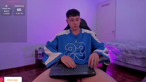 oliveeer online show from 05.03.26