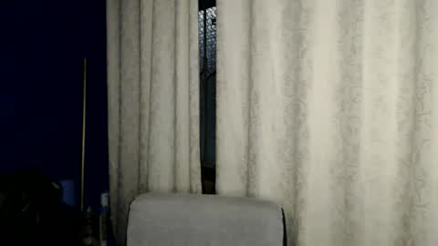 Snapshot of oliver_laid_2023 chatting on 09.10.25 oliver_laid_2023 online show from 09.10.25