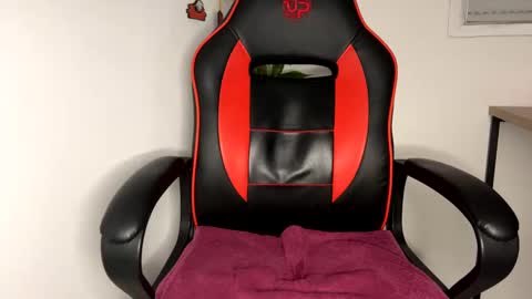 Oliver online show from 03.06.25